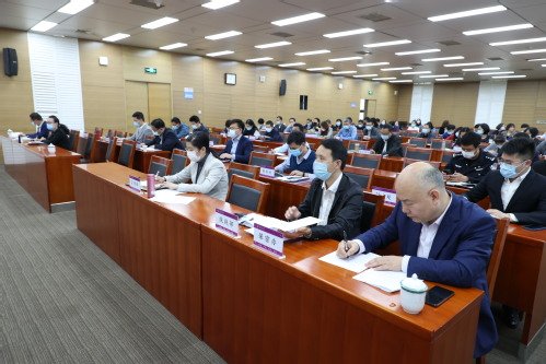 2021年4月28日上午